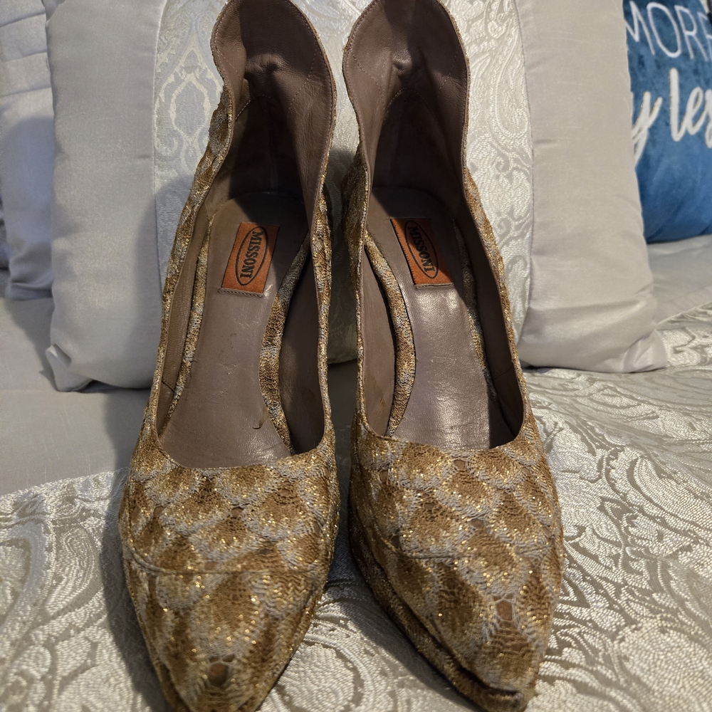 Moschino Gold Patterned Heels